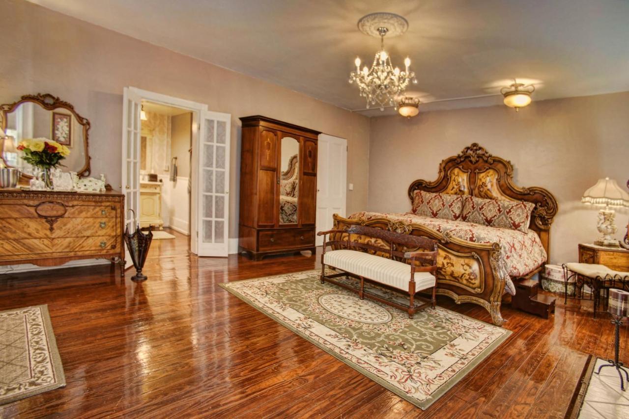 Mcmillan Inn Savannah Extérieur photo