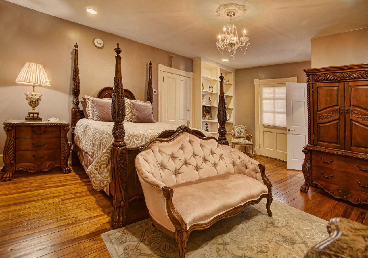 Mcmillan Inn Savannah Extérieur photo