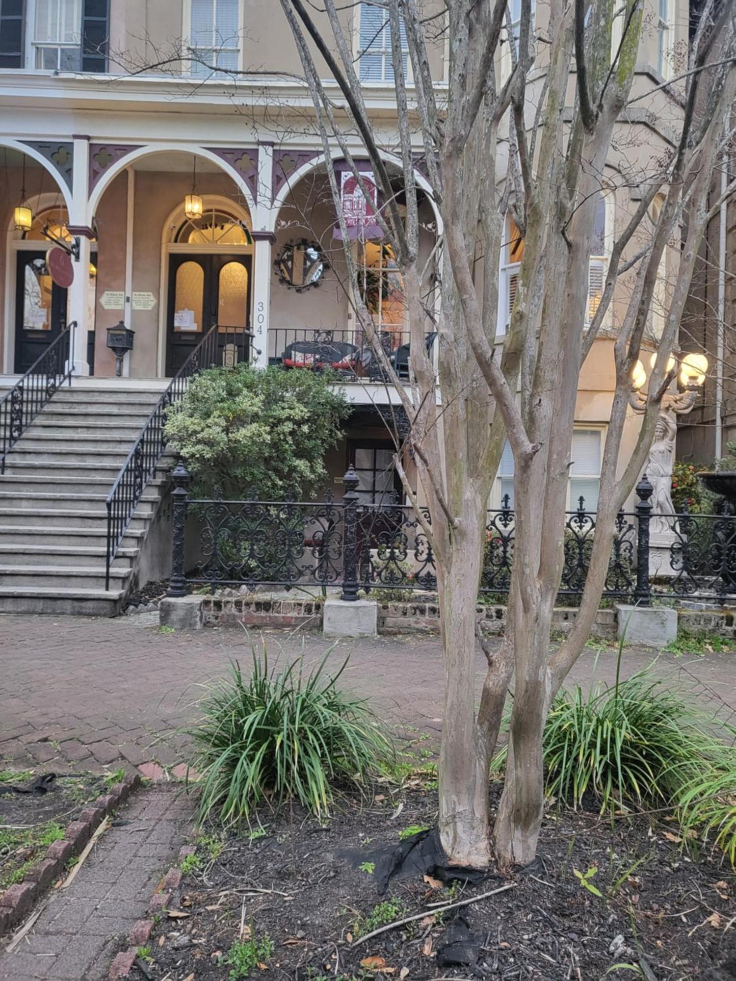 Mcmillan Inn Savannah Extérieur photo